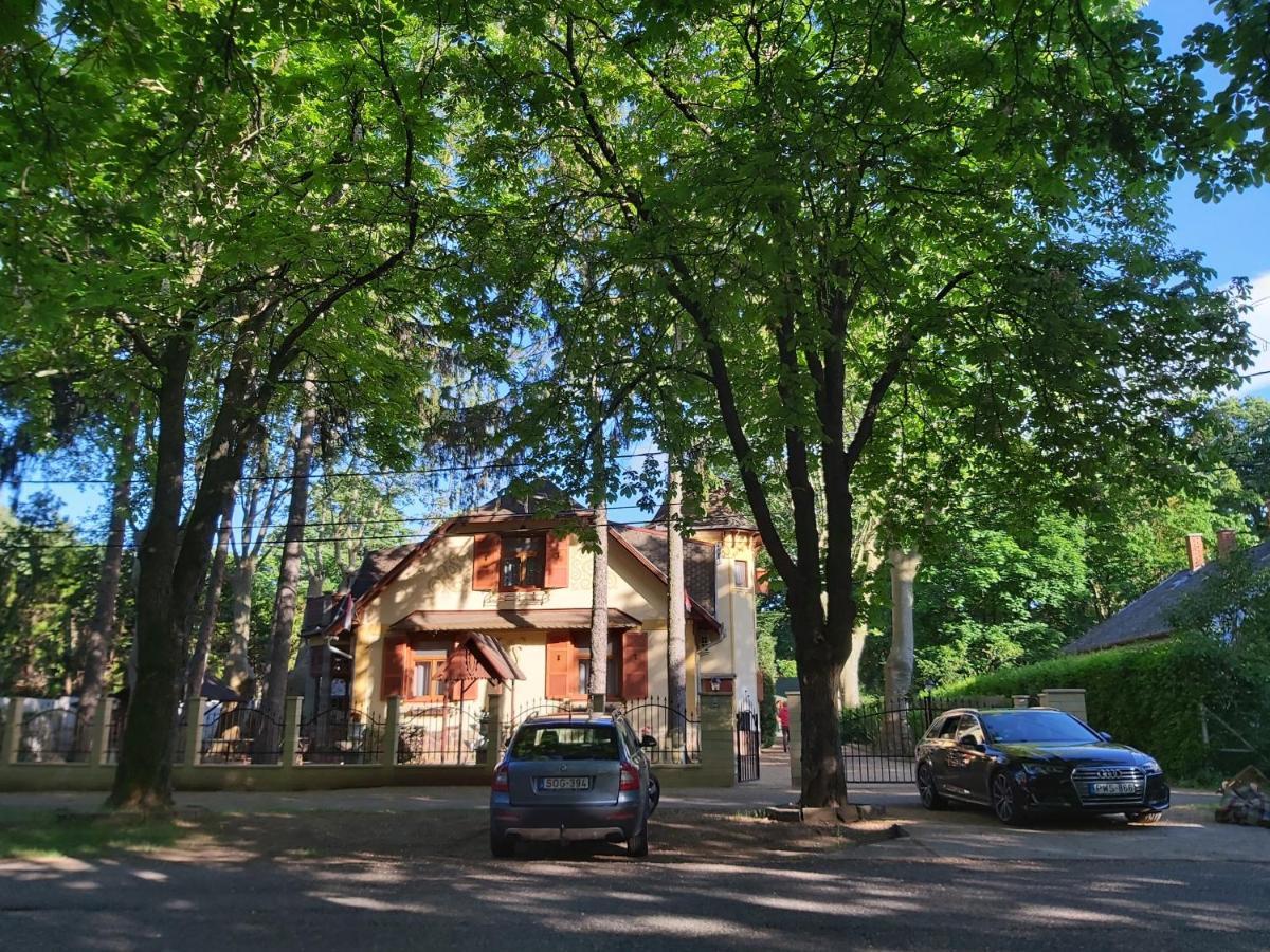 Balatonszemesi Nyaralohaz Villa Exterior photo